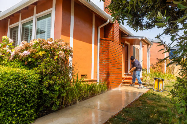 Best Commercial Pressure Washing  in Milton, WI